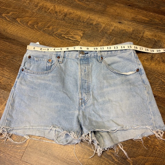 Levis 501 Premium Denim Shorts Women 30 Cutoff Frayed High Rise Button Fly Big E - Picture 2 of 10
